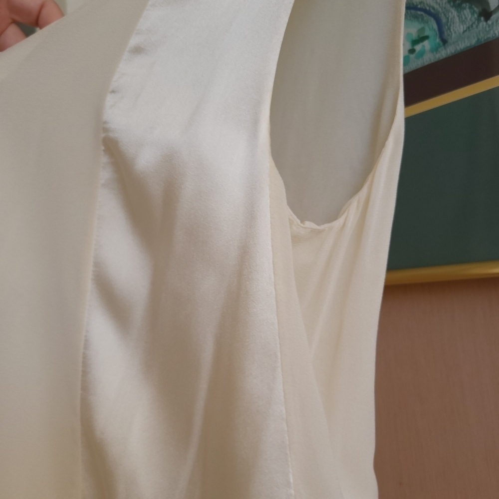 Silk Cream Chemise Dress with Lightweight Fabric under - Picture 10 of 12